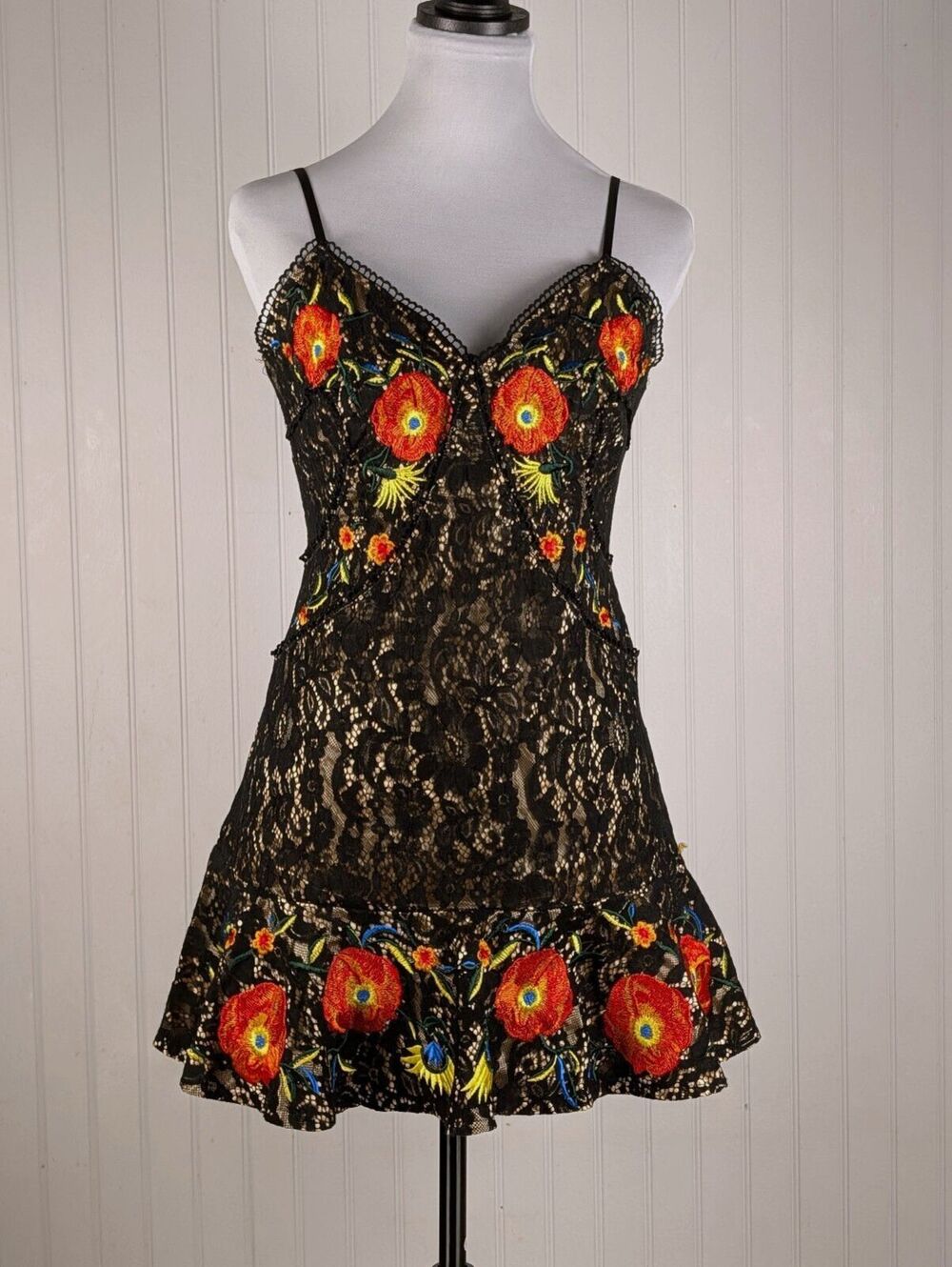Banjul Black Lace Floral Embroidered Mini Slip Dress Small